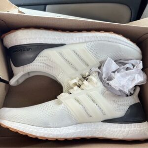 Adidas men’s ultra boost athletic shoes size 12